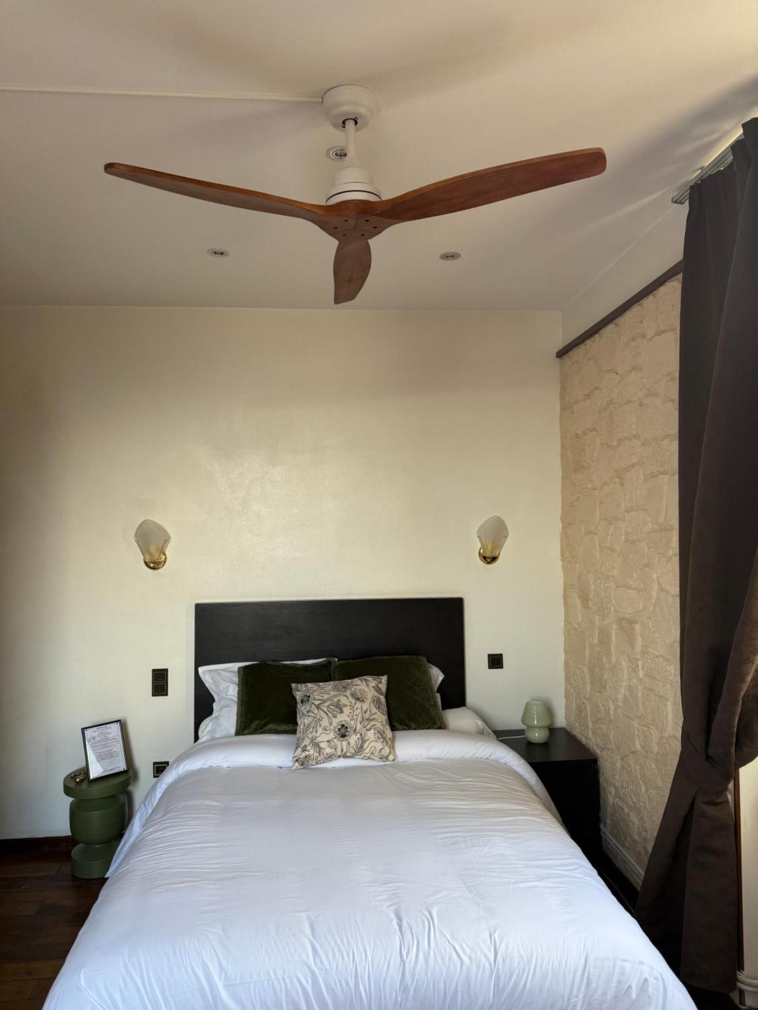 Savoy Hotel Le Bourget-du-Lac Luaran gambar