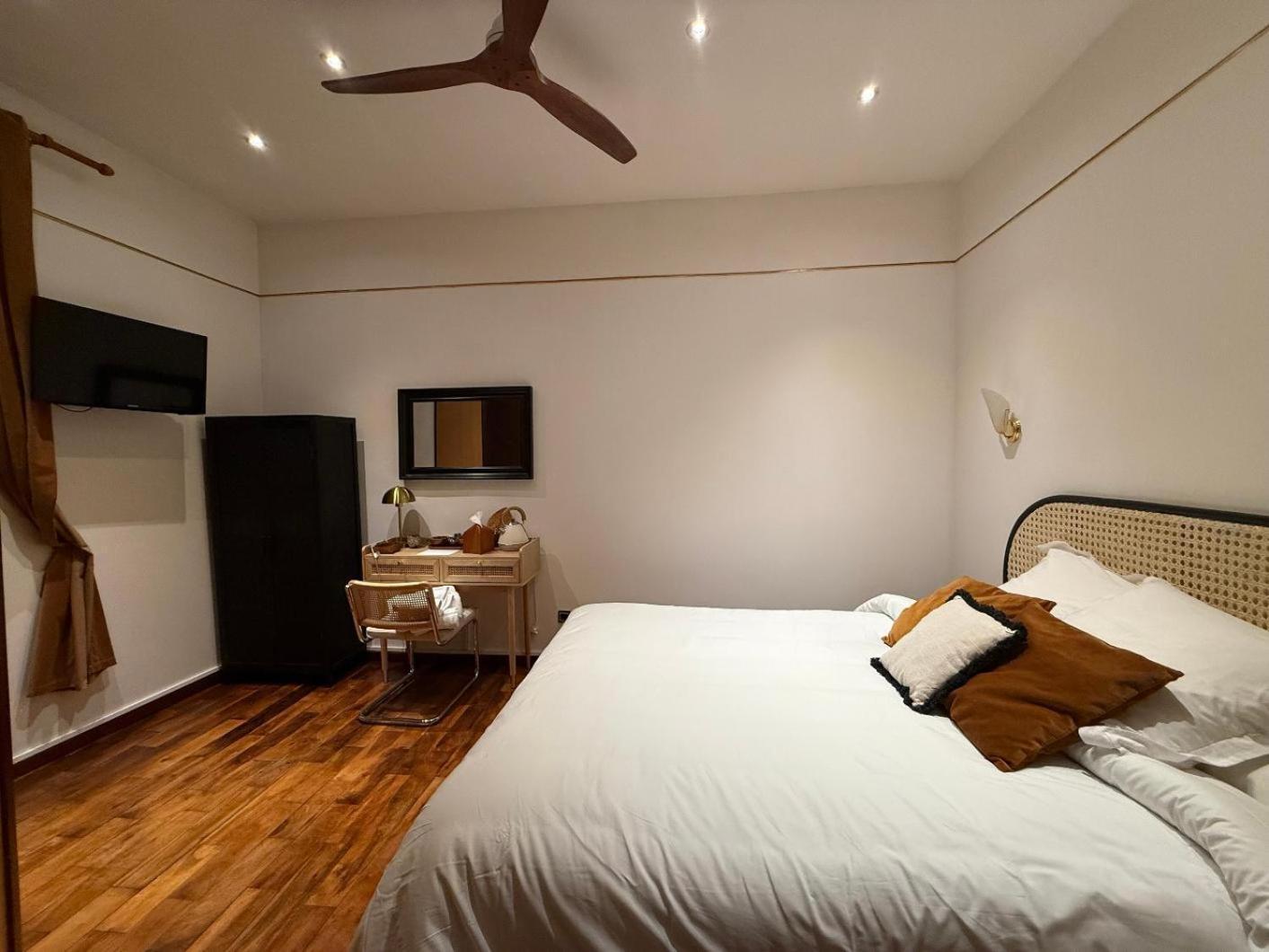 Savoy Hotel Le Bourget-du-Lac Luaran gambar